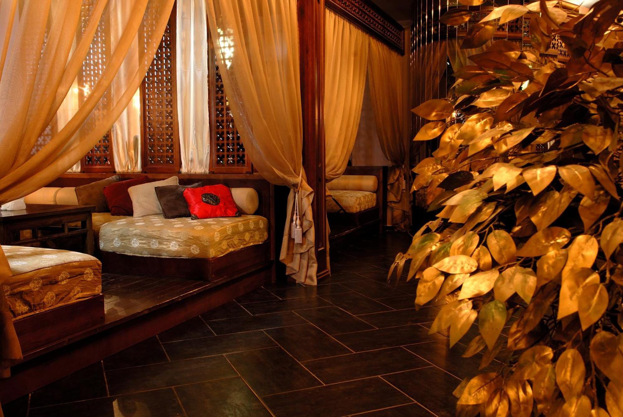 7 Days Hotel Kamyanets-Podilskyi Luaran gambar