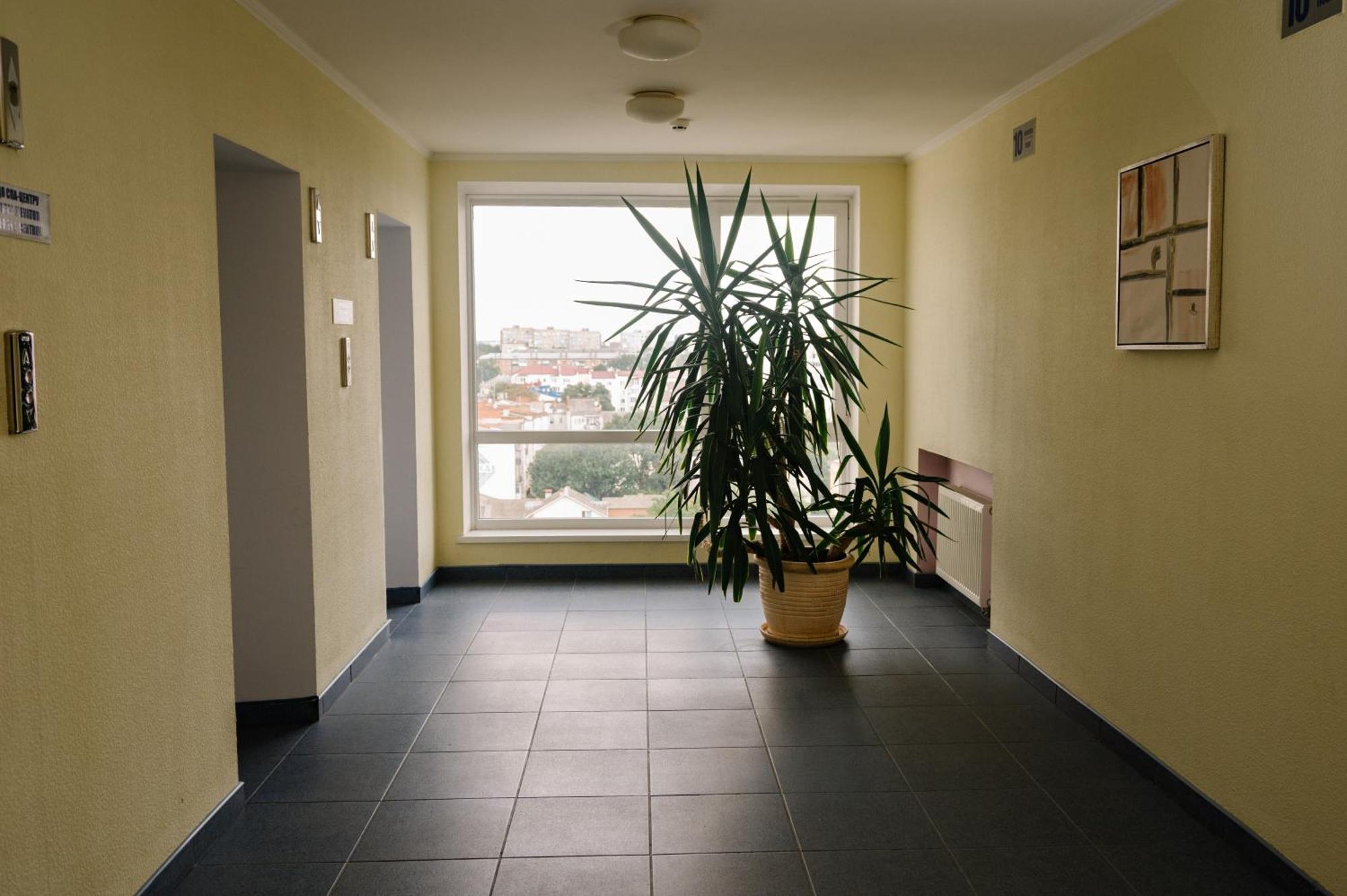 7 Days Hotel Kamyanets-Podilskyi Luaran gambar
