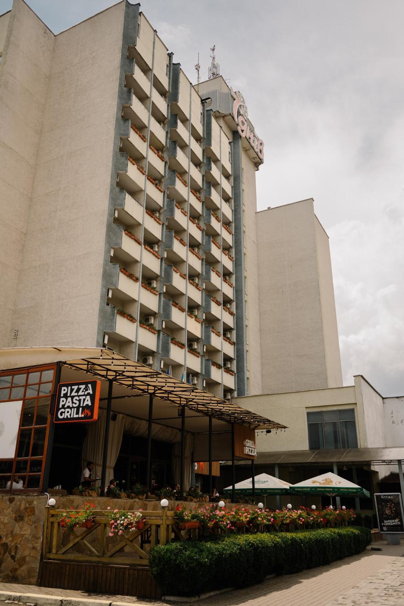 7 Days Hotel Kamyanets-Podilskyi Luaran gambar